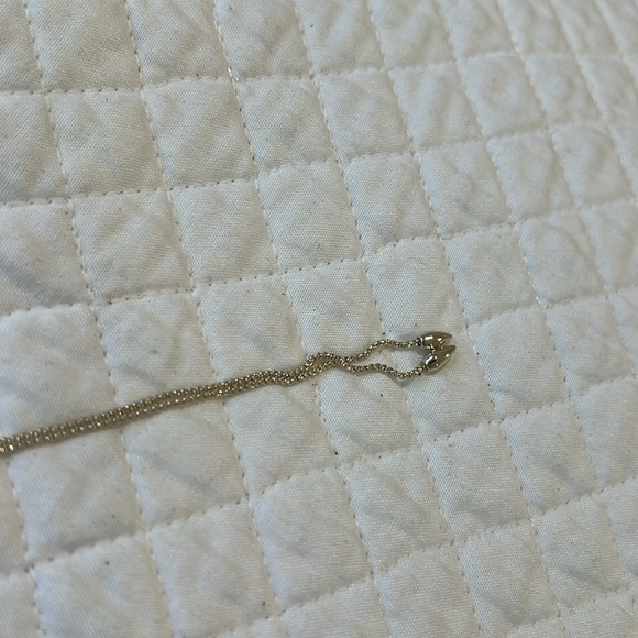 Kendra Scott Silver Adjustable Necklace with opalescent stone - Picture 5 of 7